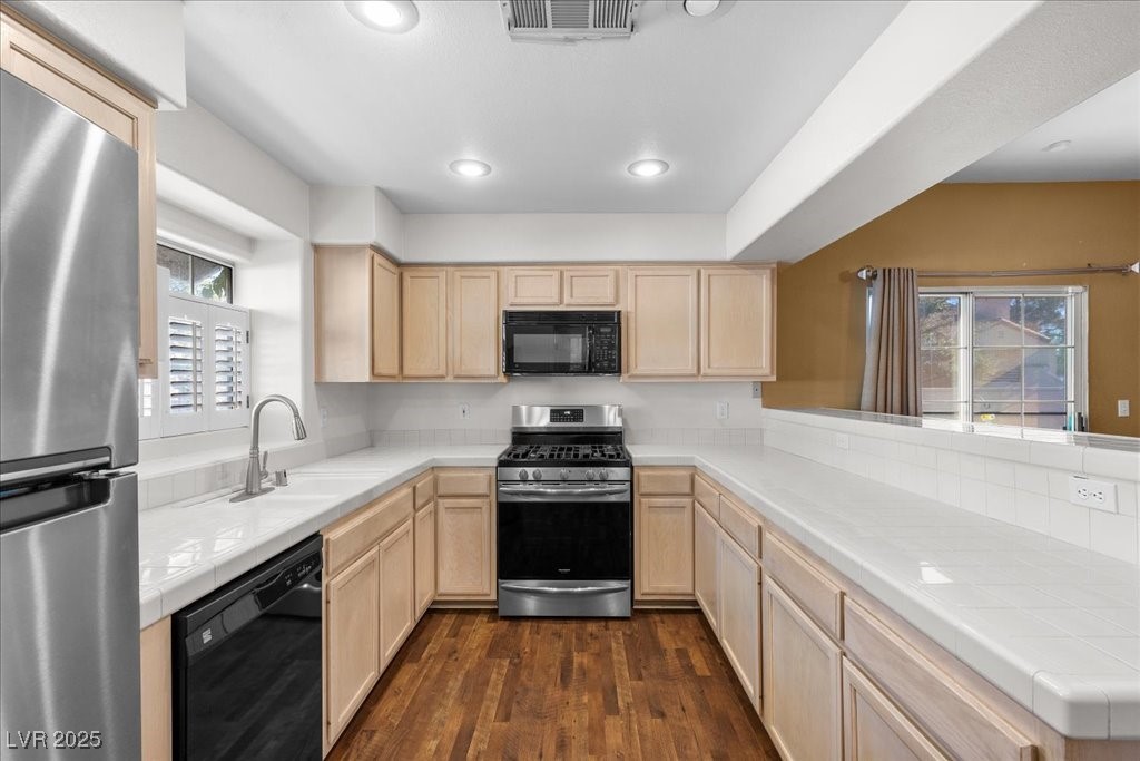 9263 Silver Arrow Court