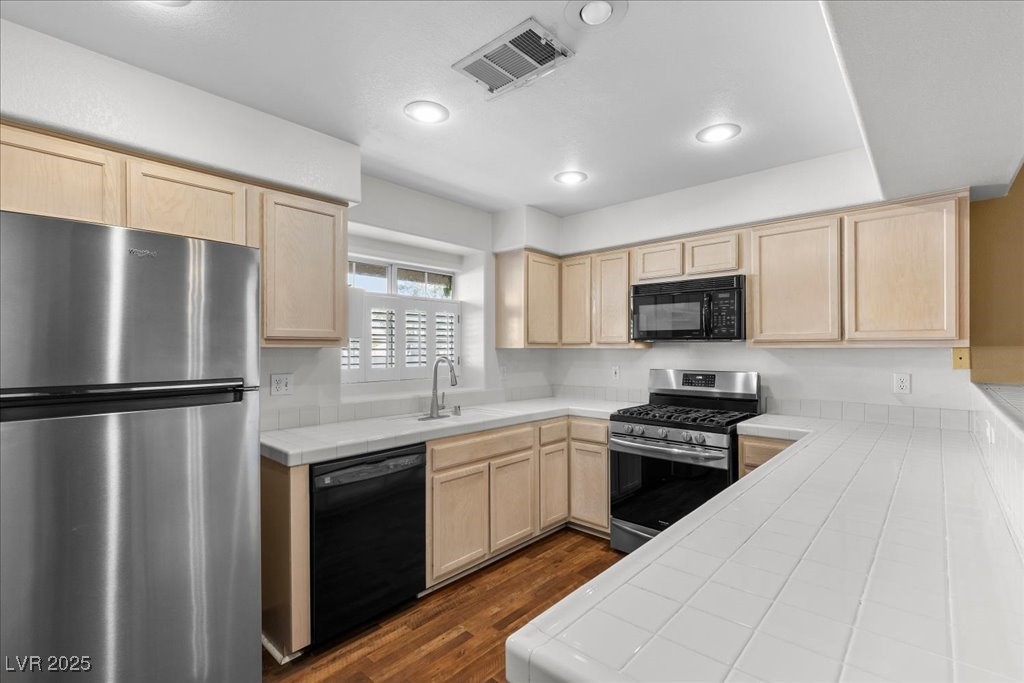 9263 Silver Arrow Court