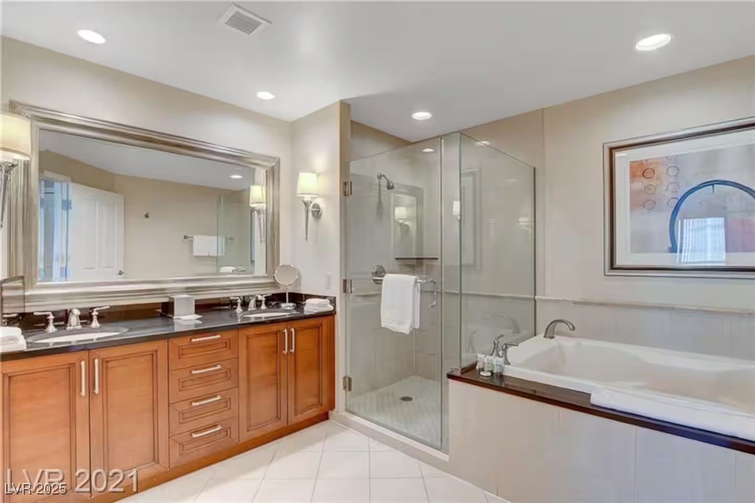135 East Harmon Avenue 2717