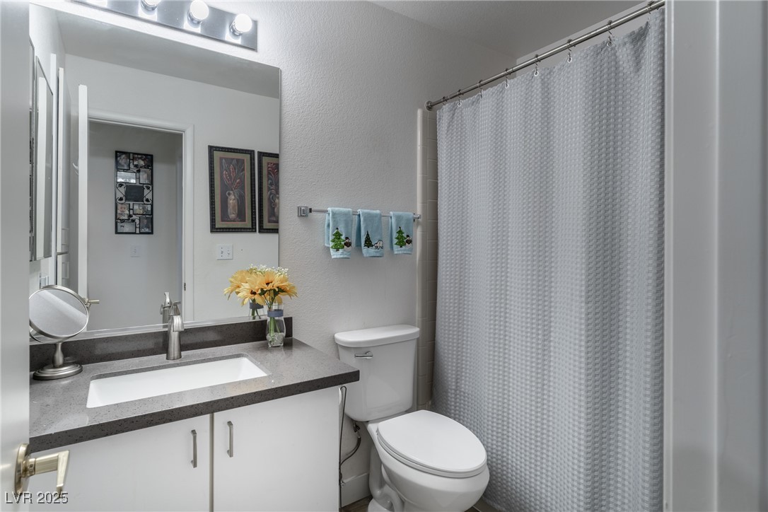 4825 Winterset Drive