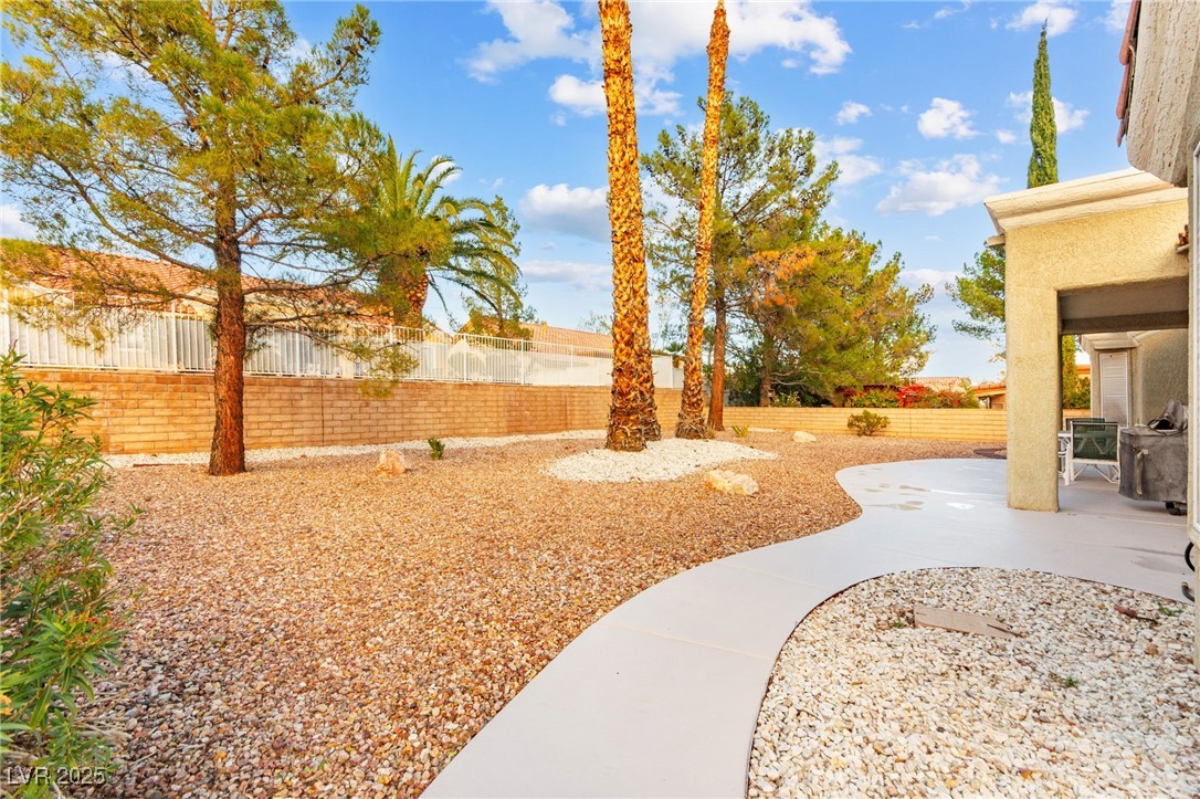 2817 Lotus Hill Drive