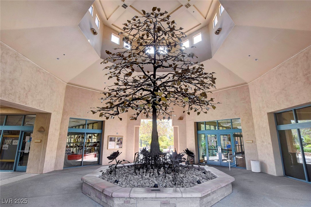 2817 Lotus Hill Drive