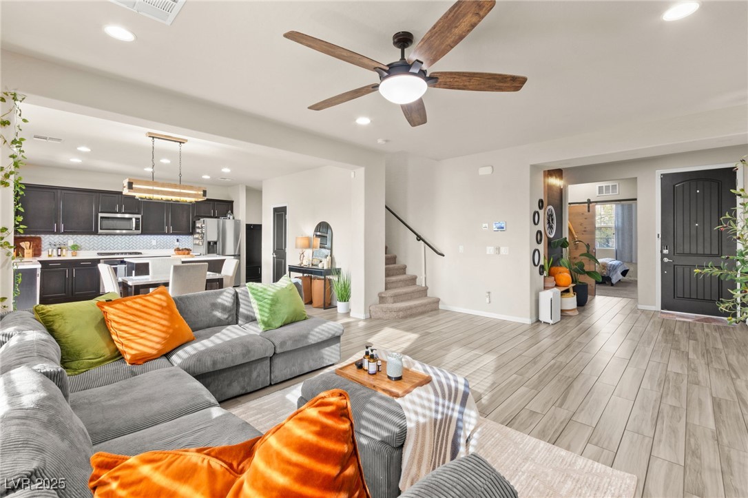 8973 Vista Pines Street