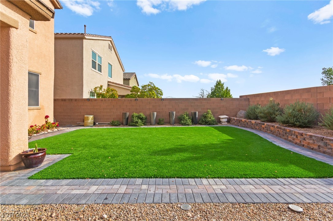 8973 Vista Pines Street