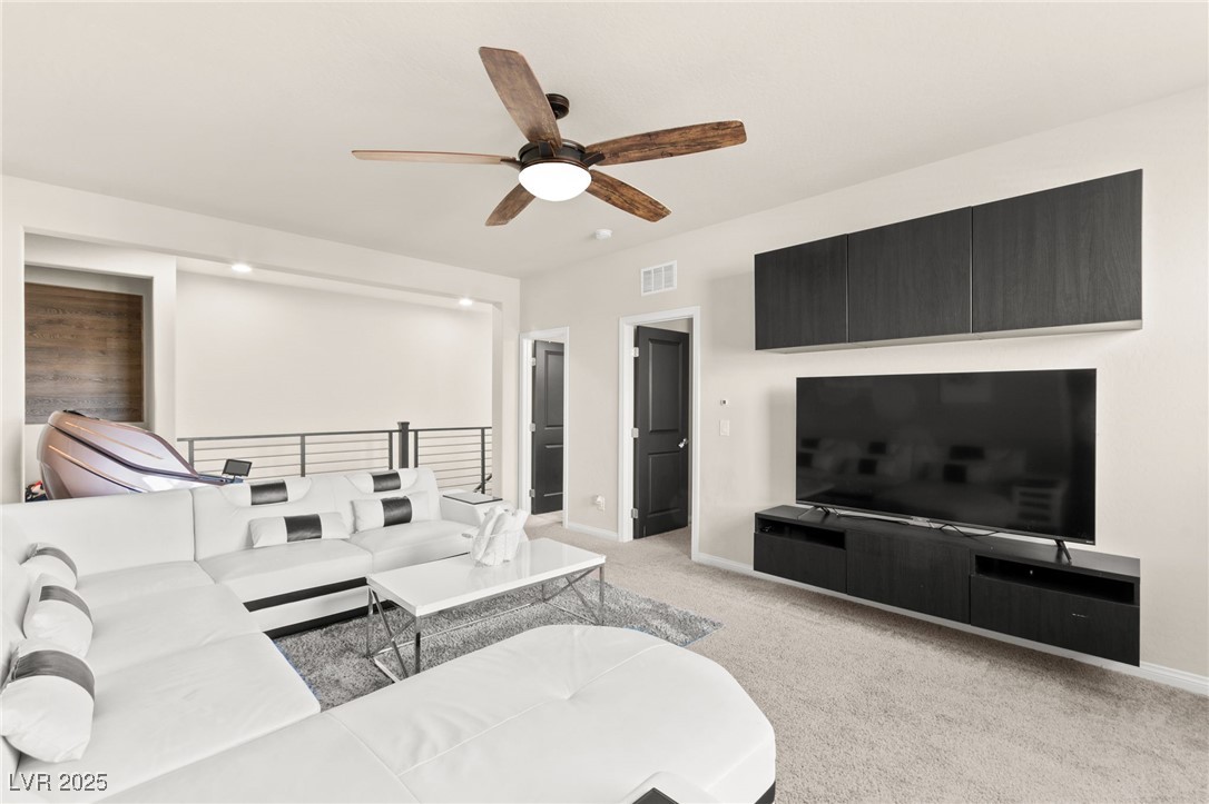 8973 Vista Pines Street