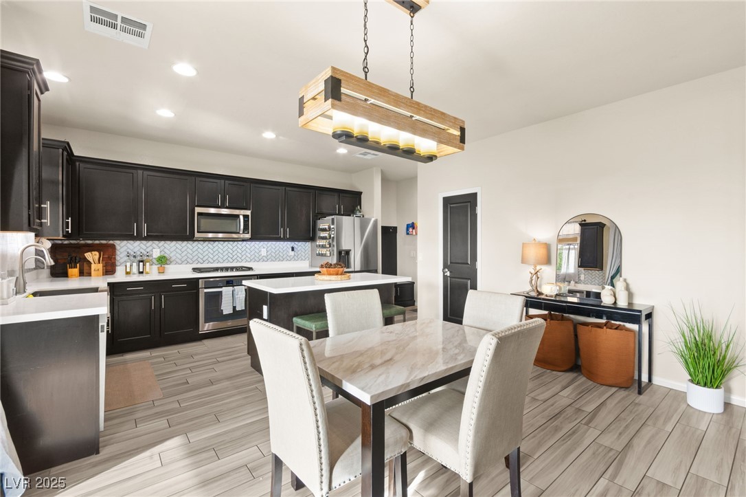 8973 Vista Pines Street