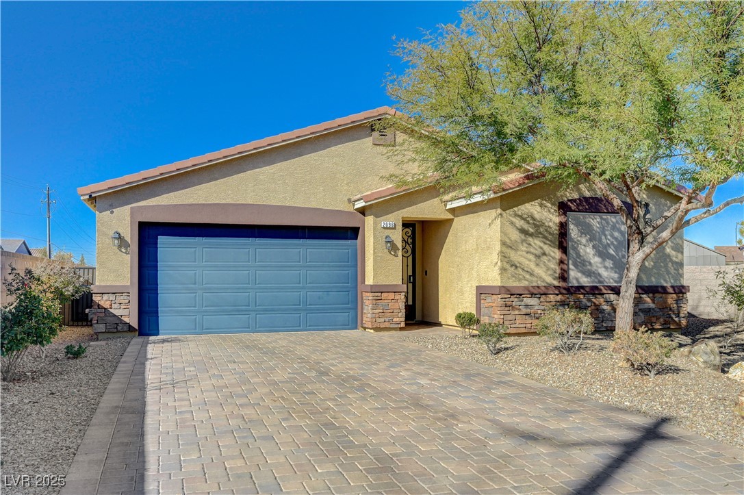 2096 Del Aqua Avenue