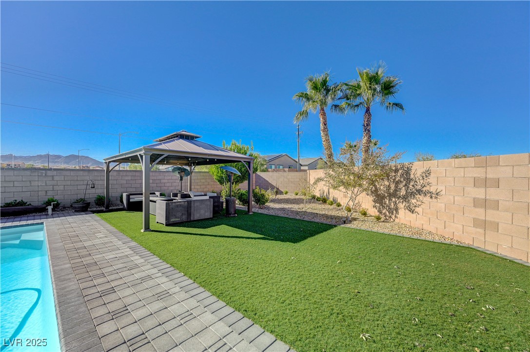 2096 Del Aqua Avenue