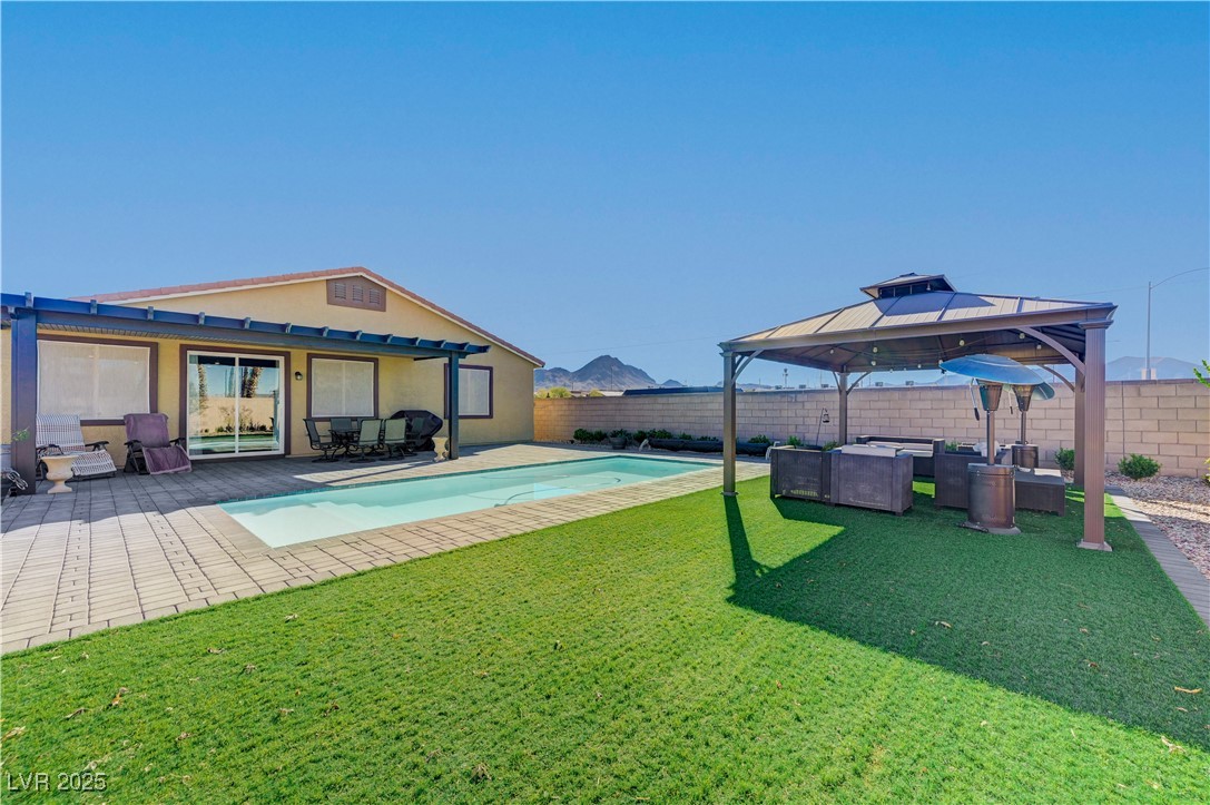 2096 Del Aqua Avenue