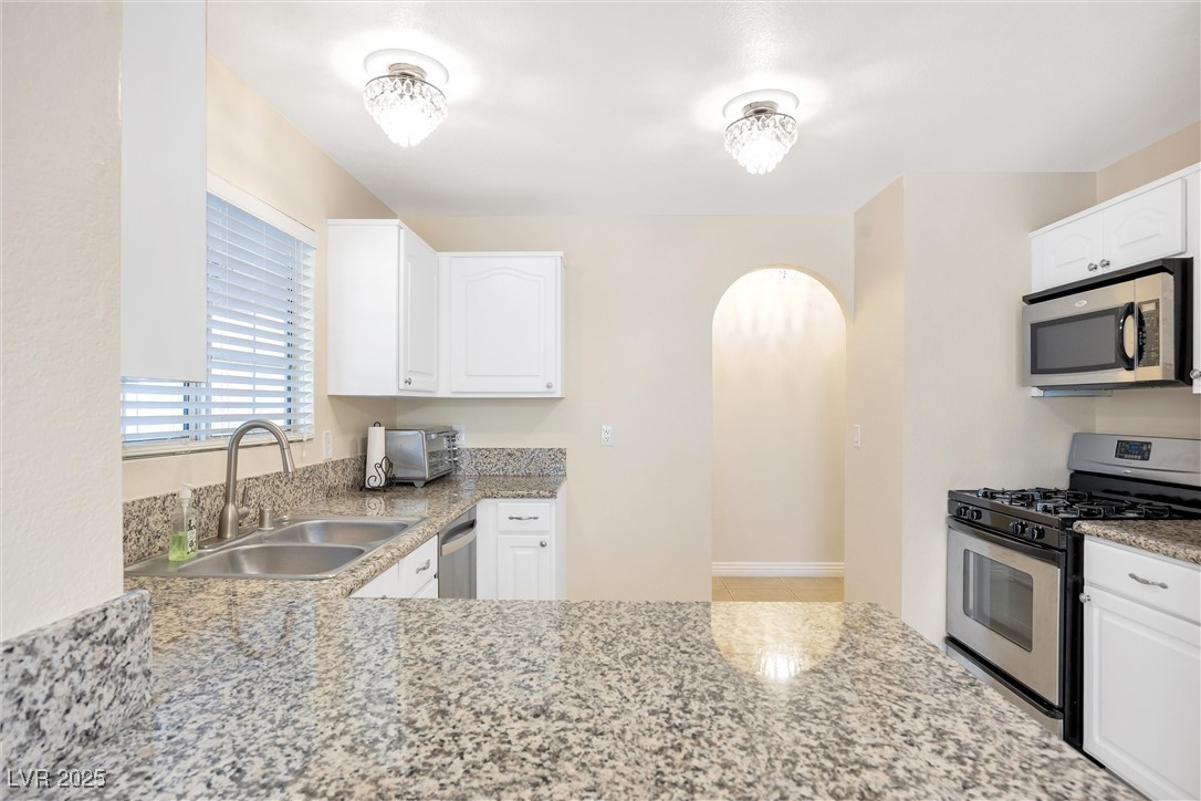 2200 South Fort Apache Road 2223