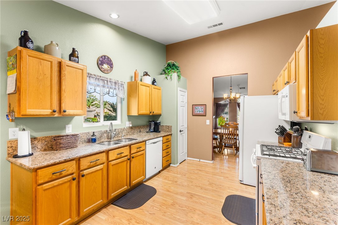 5245 Woodlawn Lane