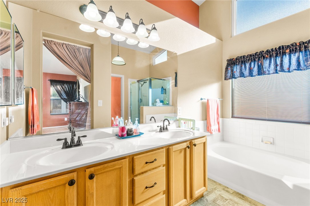 5245 Woodlawn Lane