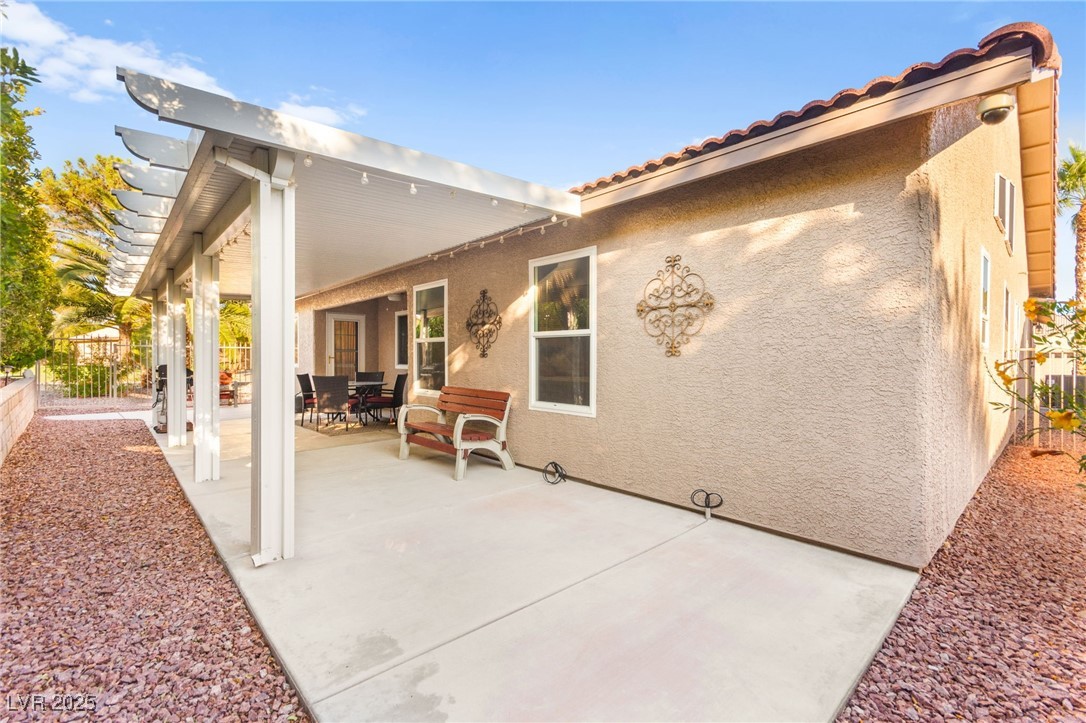 5245 Woodlawn Lane