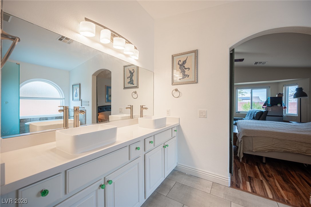 6162 Mast Glorious Court