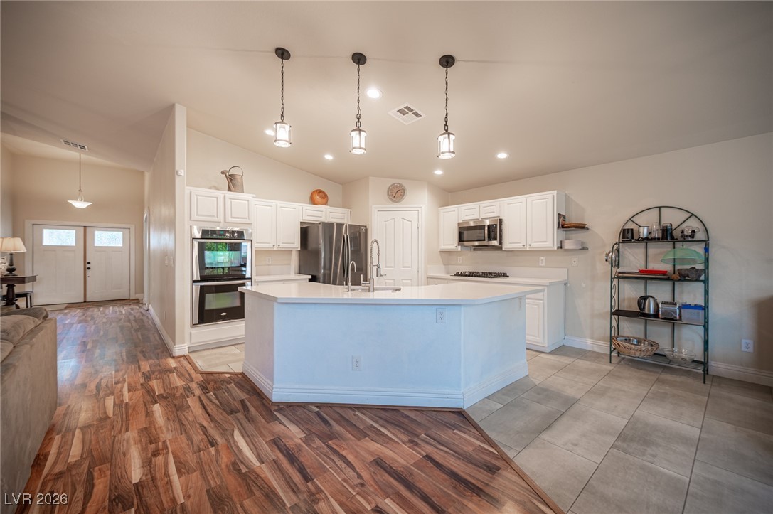 6162 Mast Glorious Court