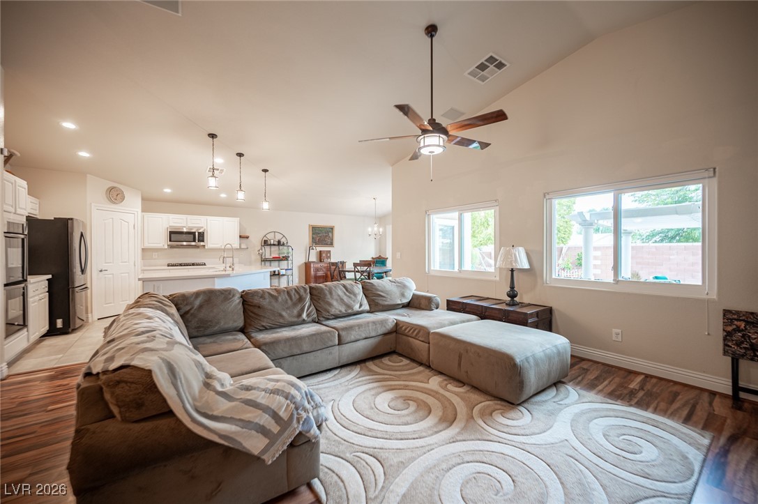 6162 Mast Glorious Court