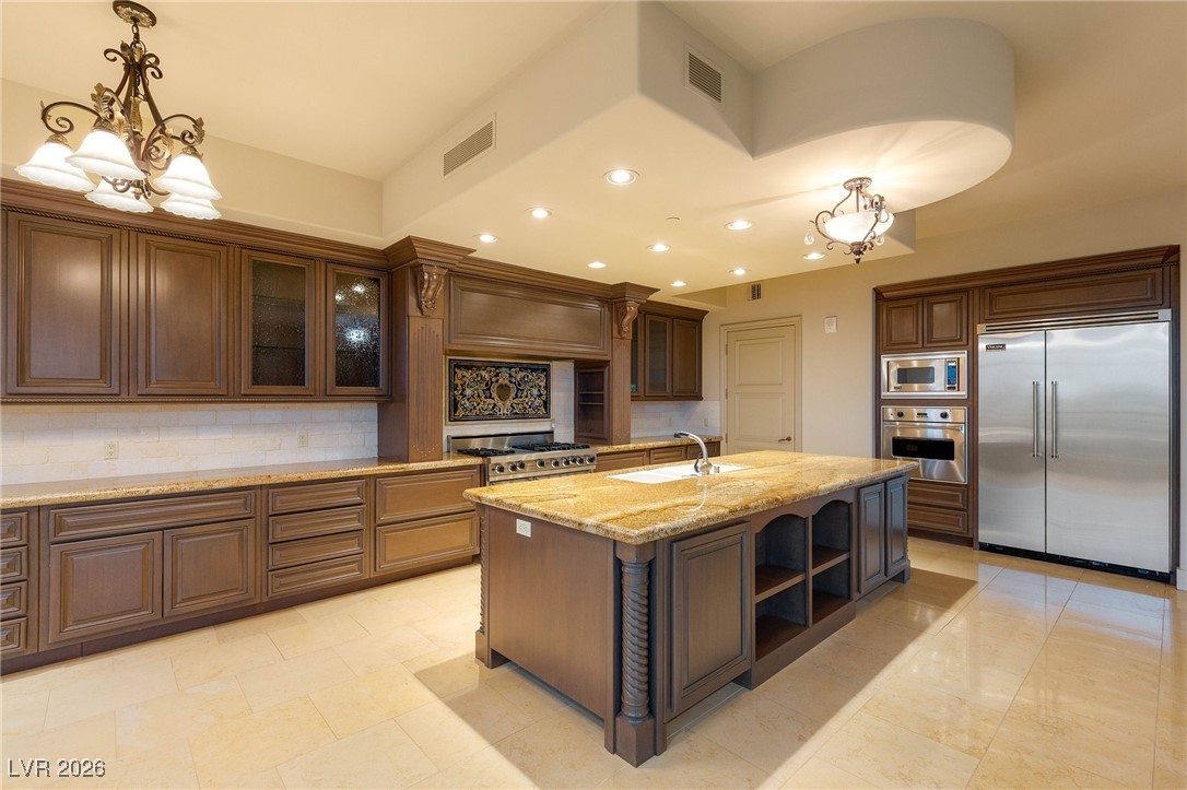 9103 Alta Drive 403
