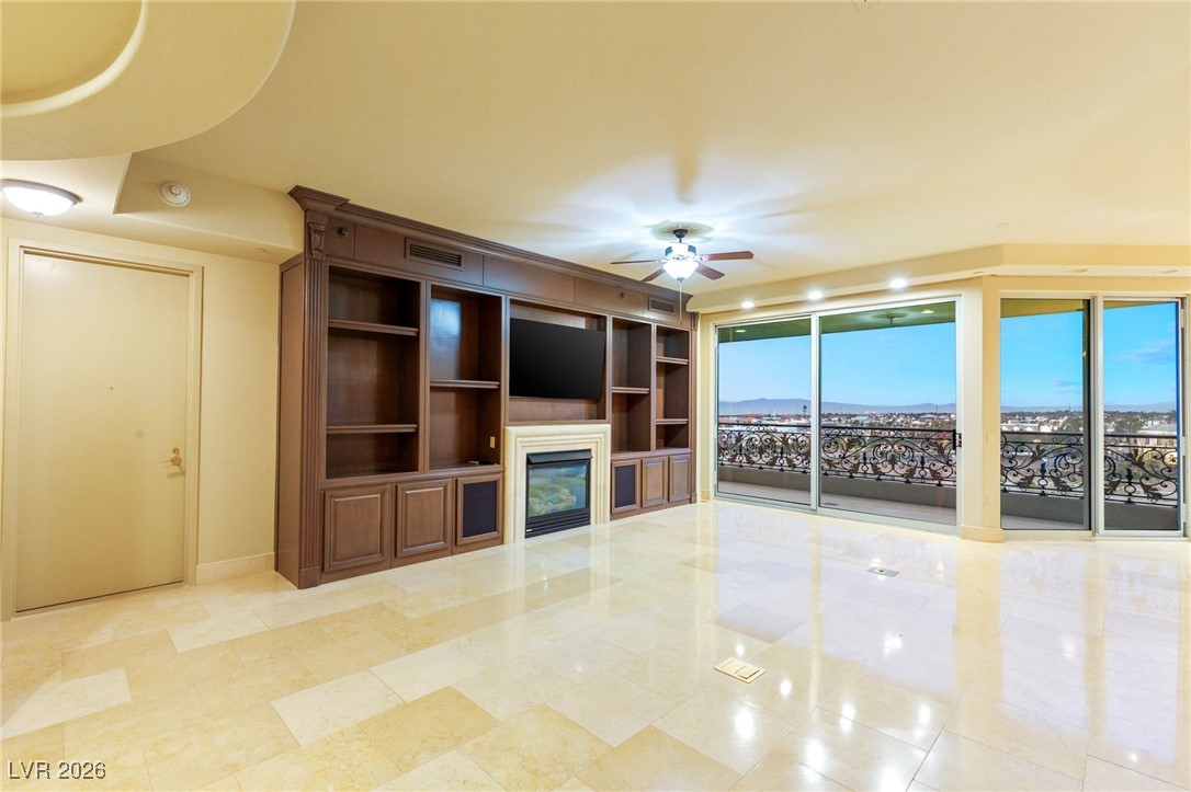 9103 Alta Drive 403