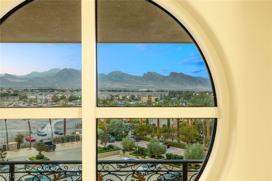 9103 Alta Drive 403