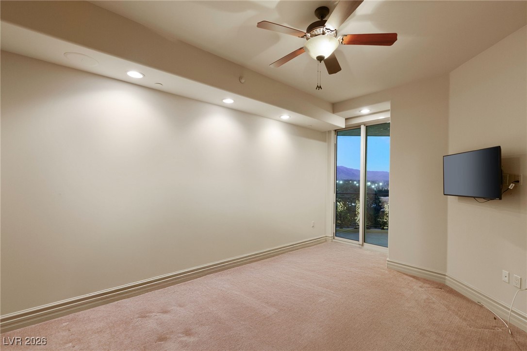 9103 Alta Drive 403