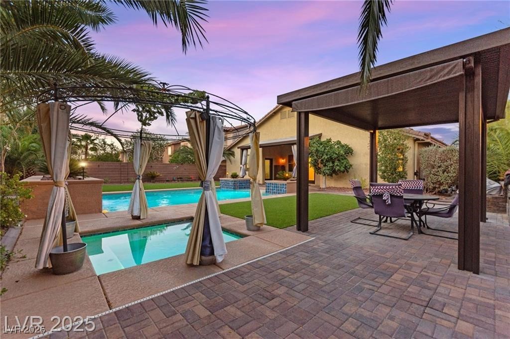 9685 Stonily Lane