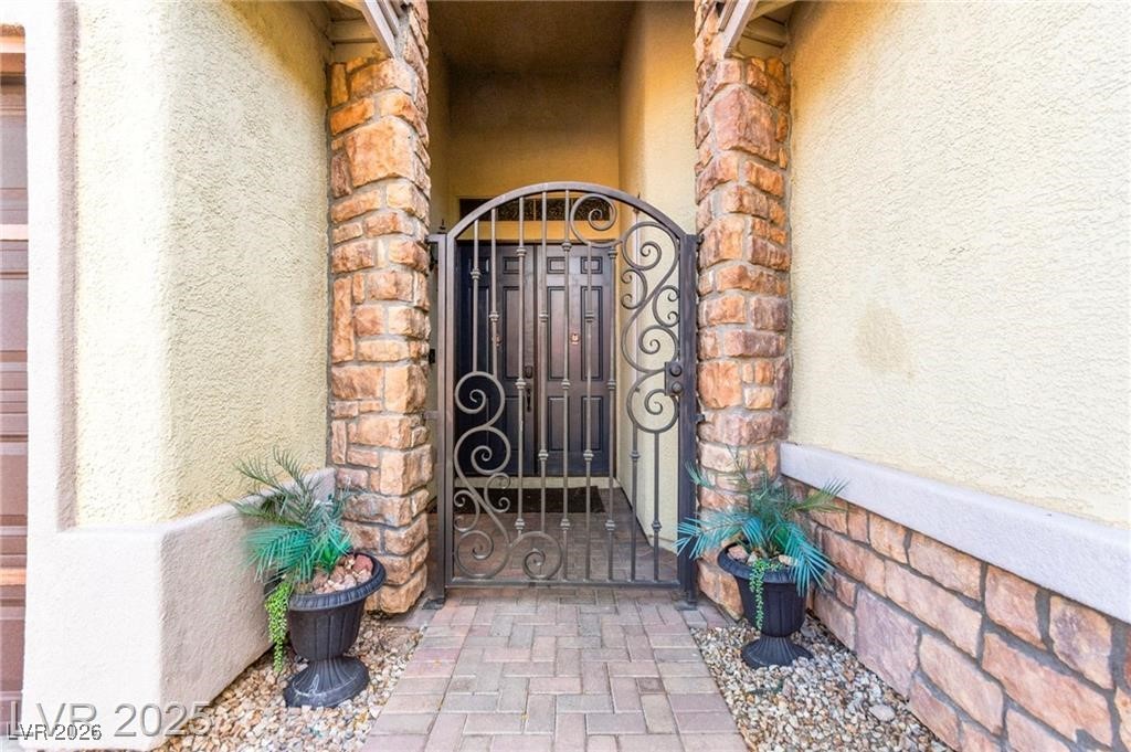 9685 Stonily Lane