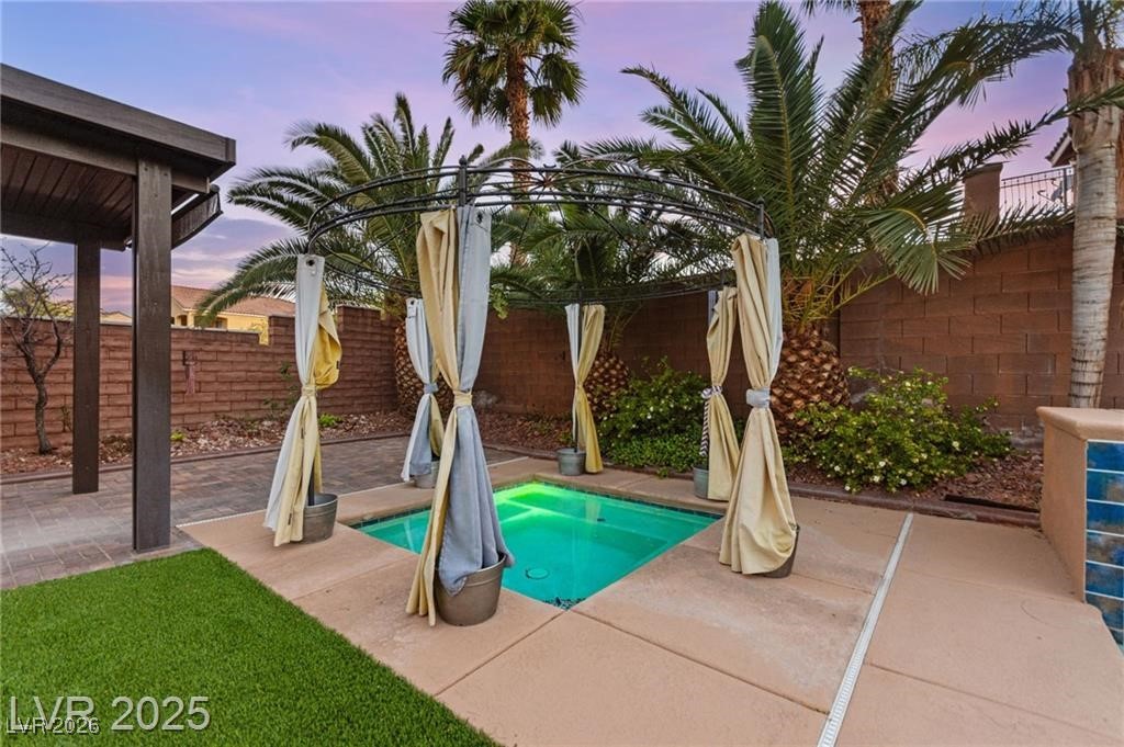 9685 Stonily Lane