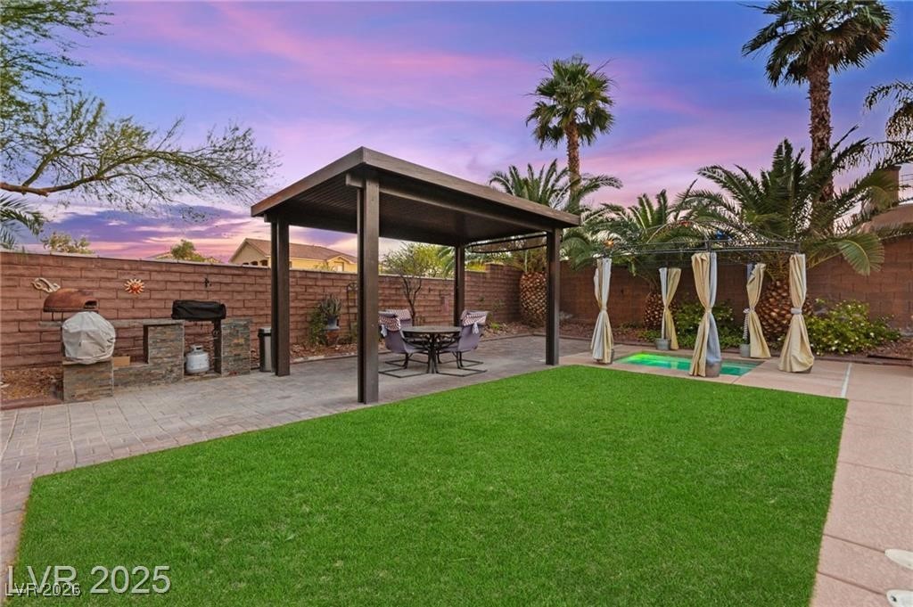 9685 Stonily Lane