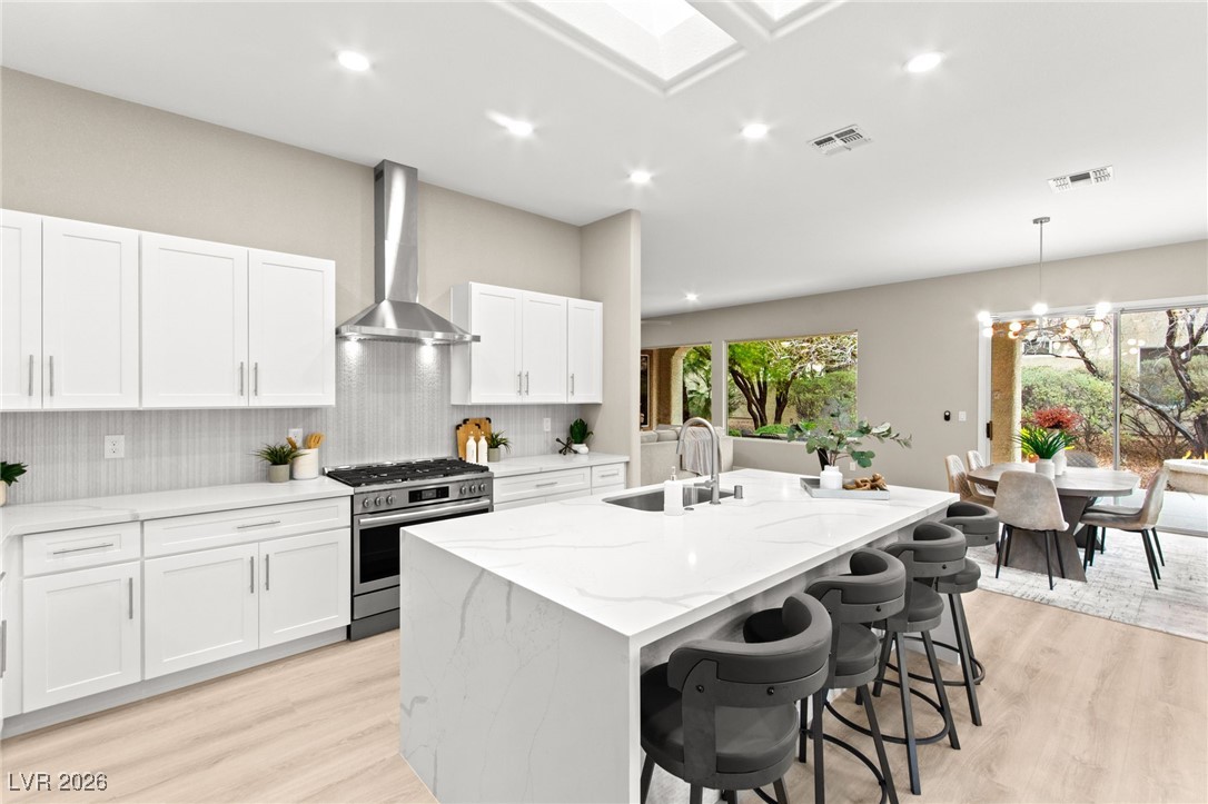 1620 Clarksville Court