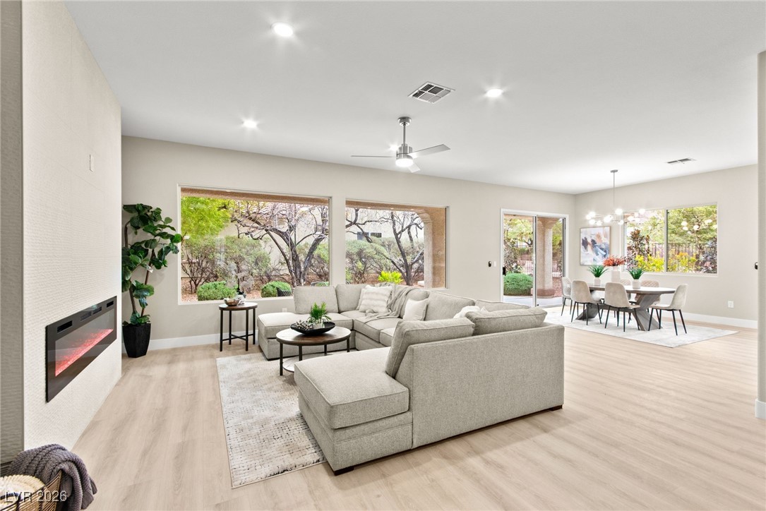 1620 Clarksville Court