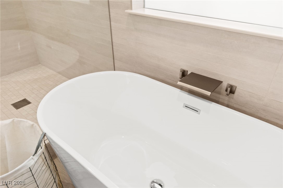 1620 Clarksville Court