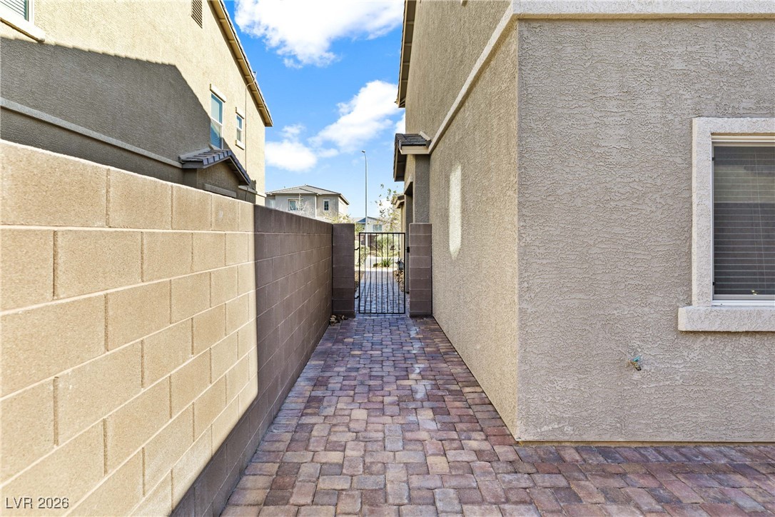 6923 Denio Island Street