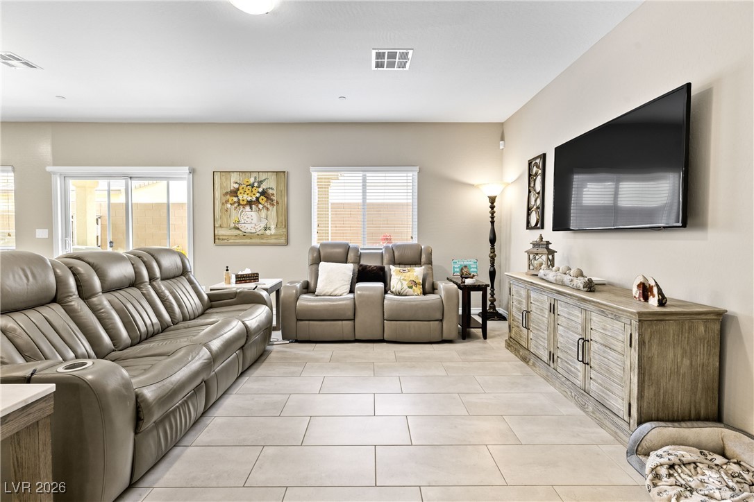 6923 Denio Island Street