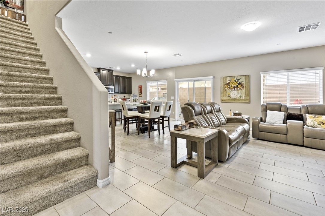 6923 Denio Island Street