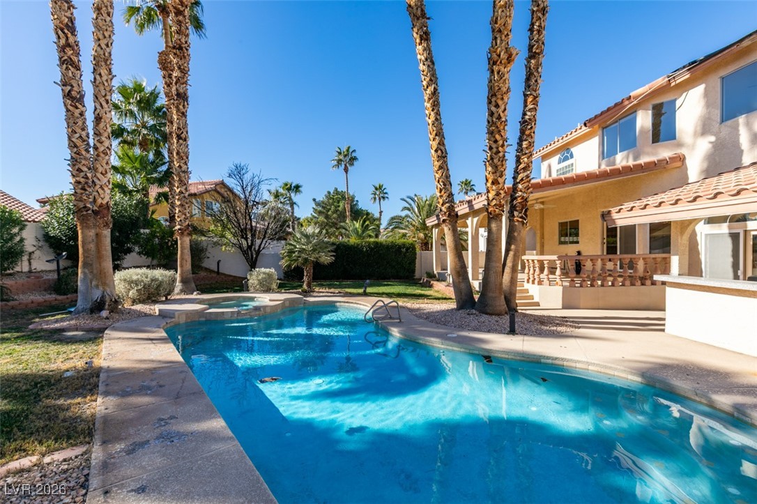 2843 Via Terra Street