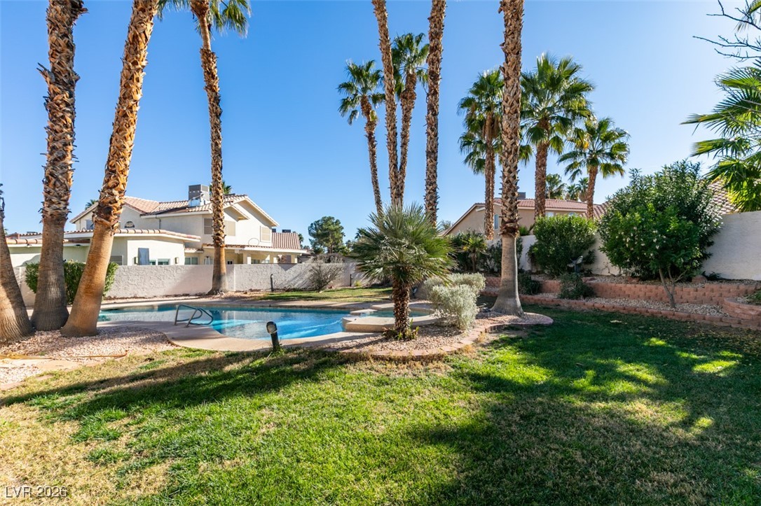 2843 Via Terra Street