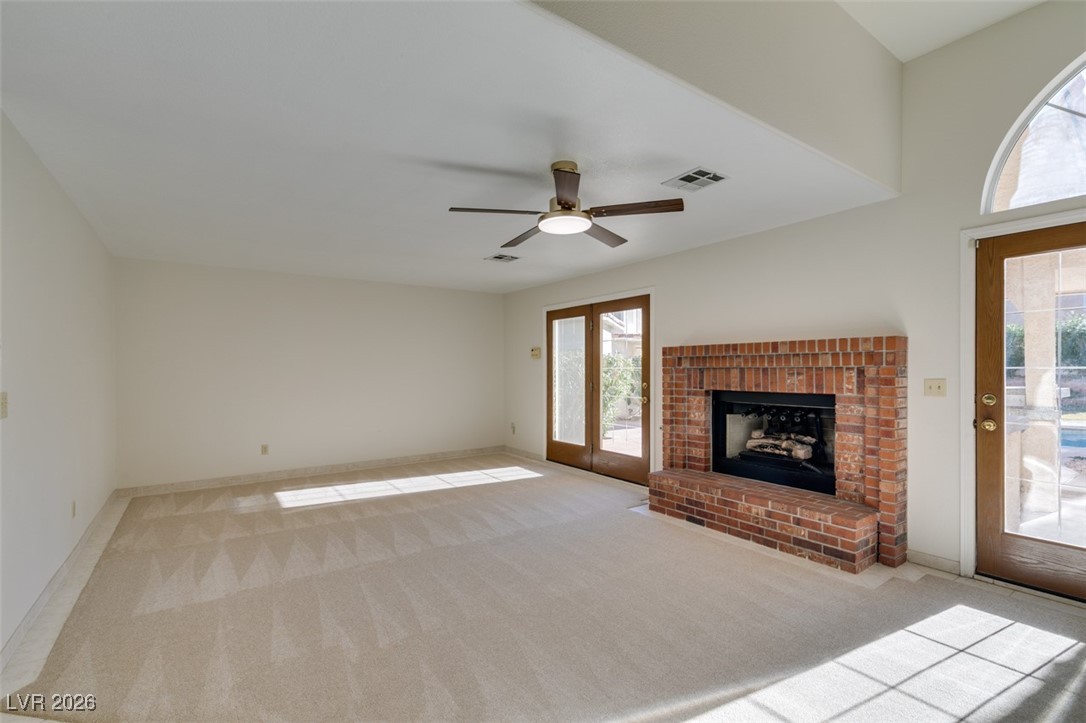2843 Via Terra Street