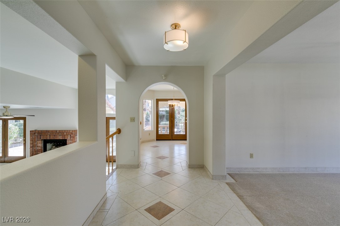 2843 Via Terra Street