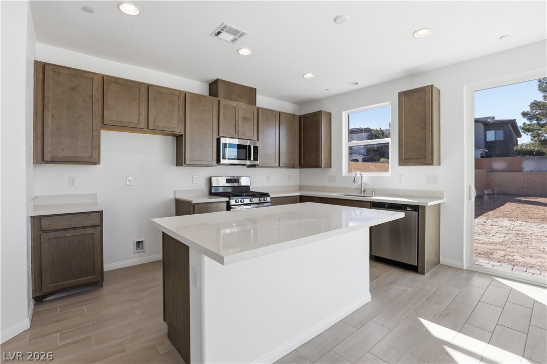 67 Corzine Cliffs Court