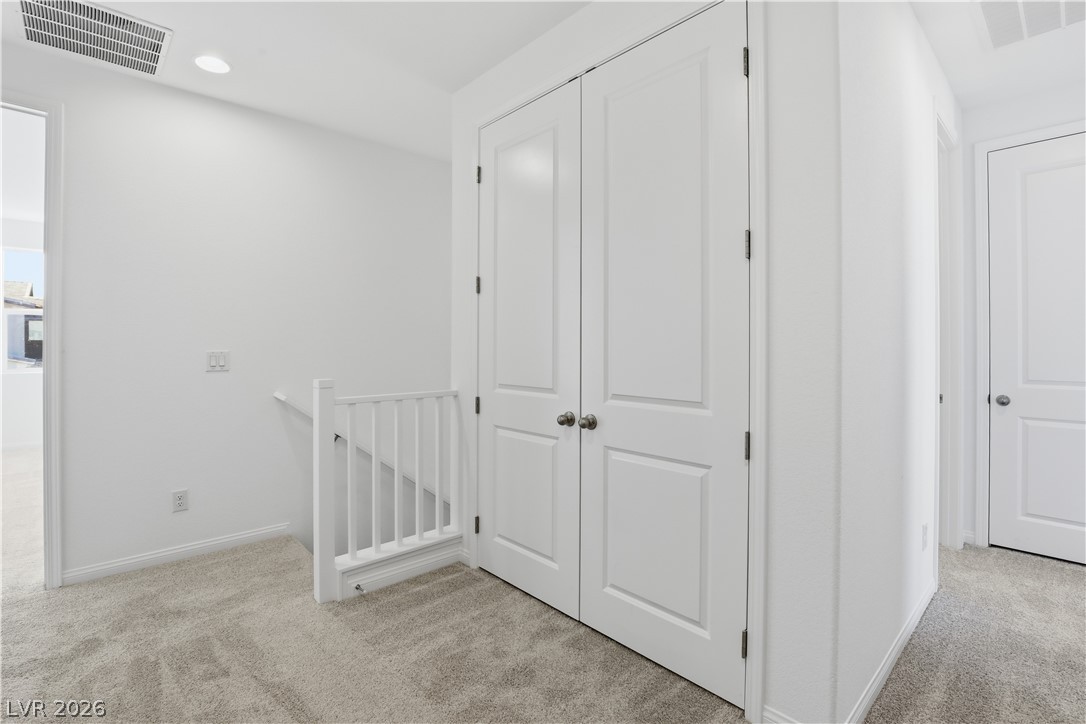 67 Corzine Cliffs Court