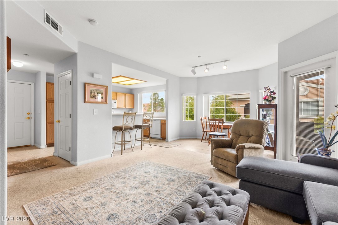 830 Carnegie Street 623