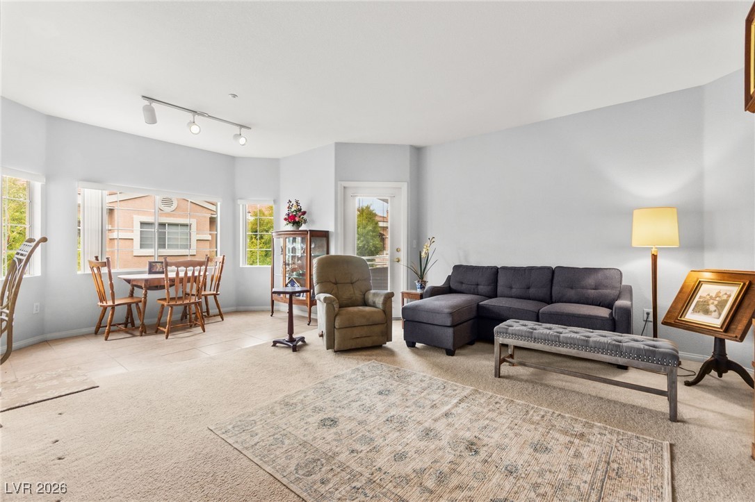 830 Carnegie Street 623