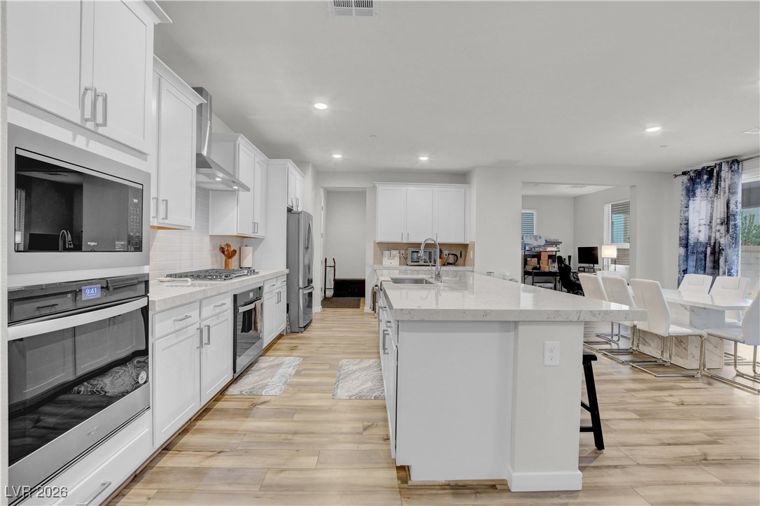 8401 Waterwood Street