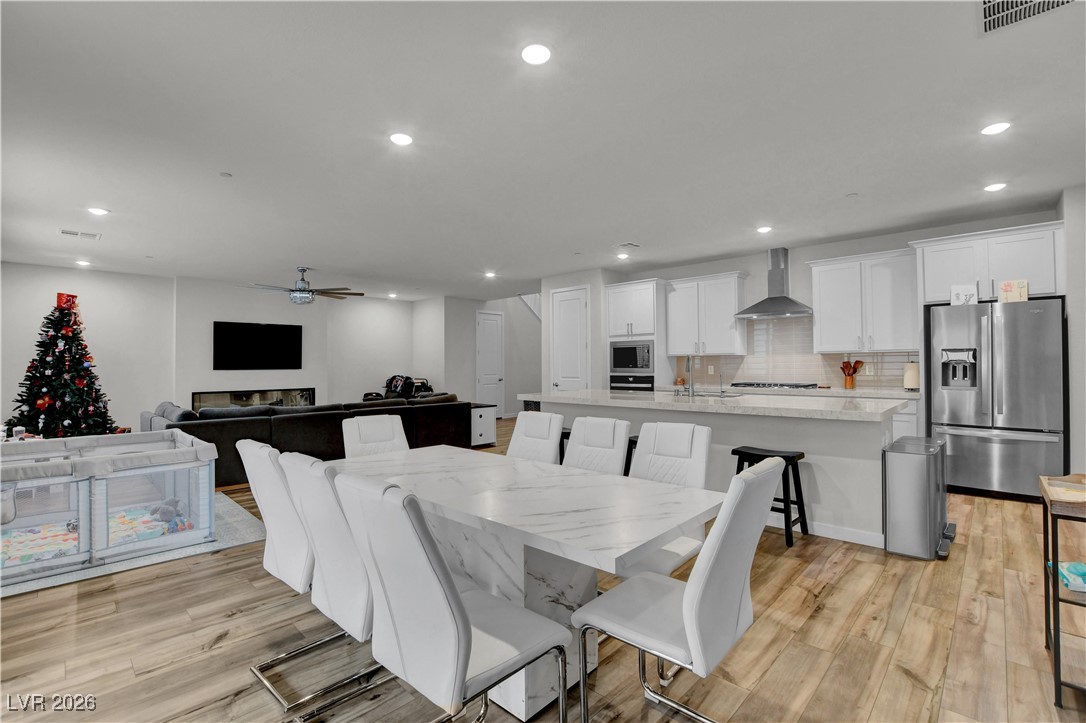 8401 Waterwood Street