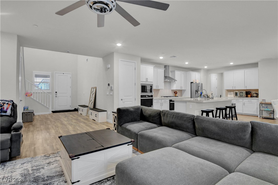 8401 Waterwood Street