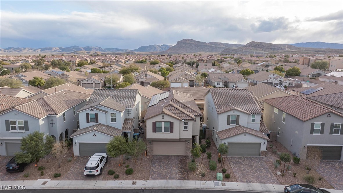 9247 Quartz Hills Avenue