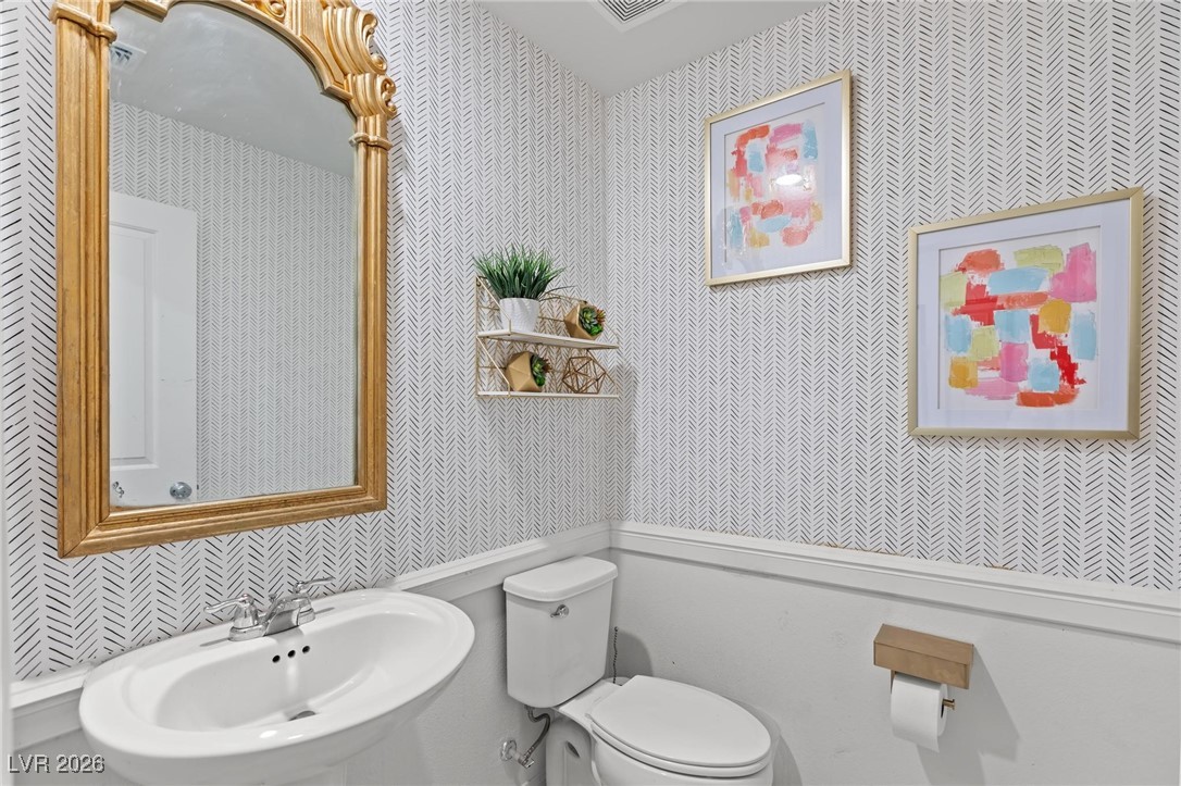 9247 Quartz Hills Avenue