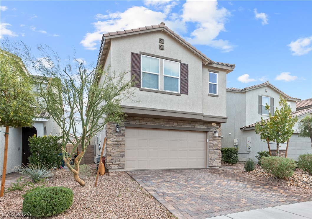 9247 Quartz Hills Avenue