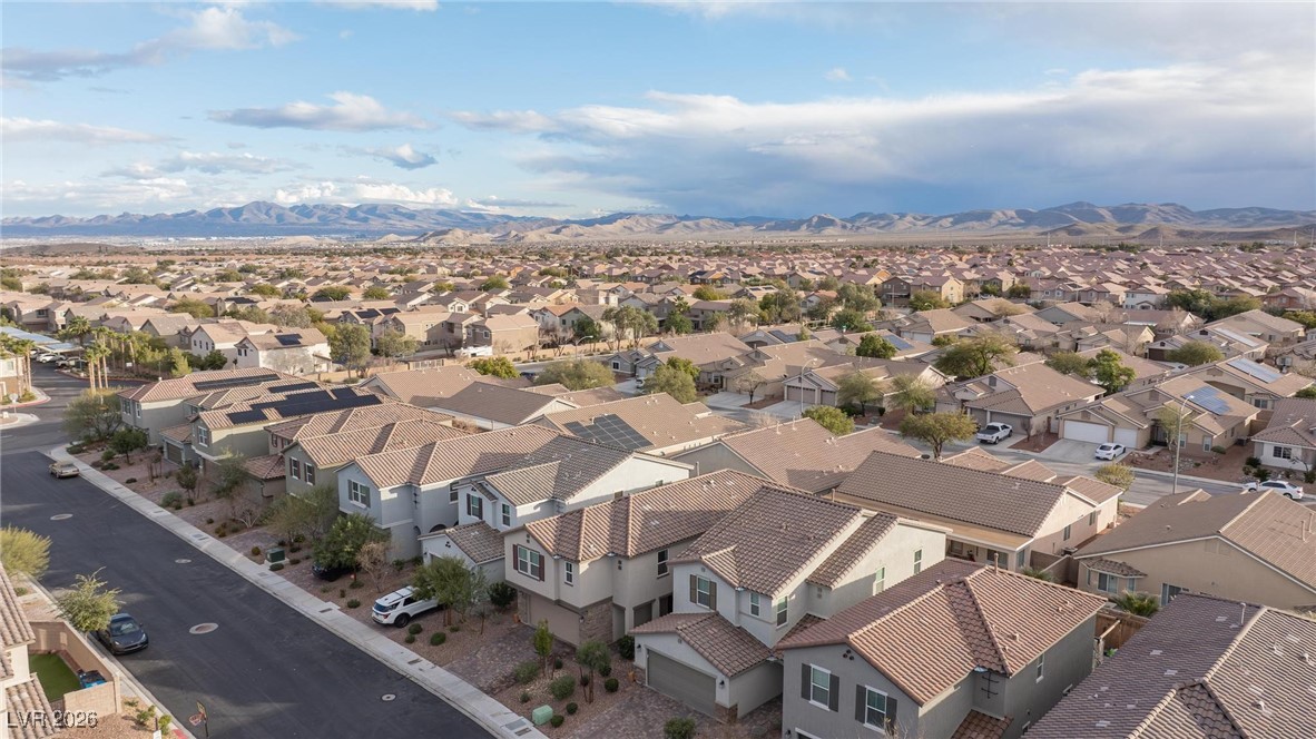 9247 Quartz Hills Avenue