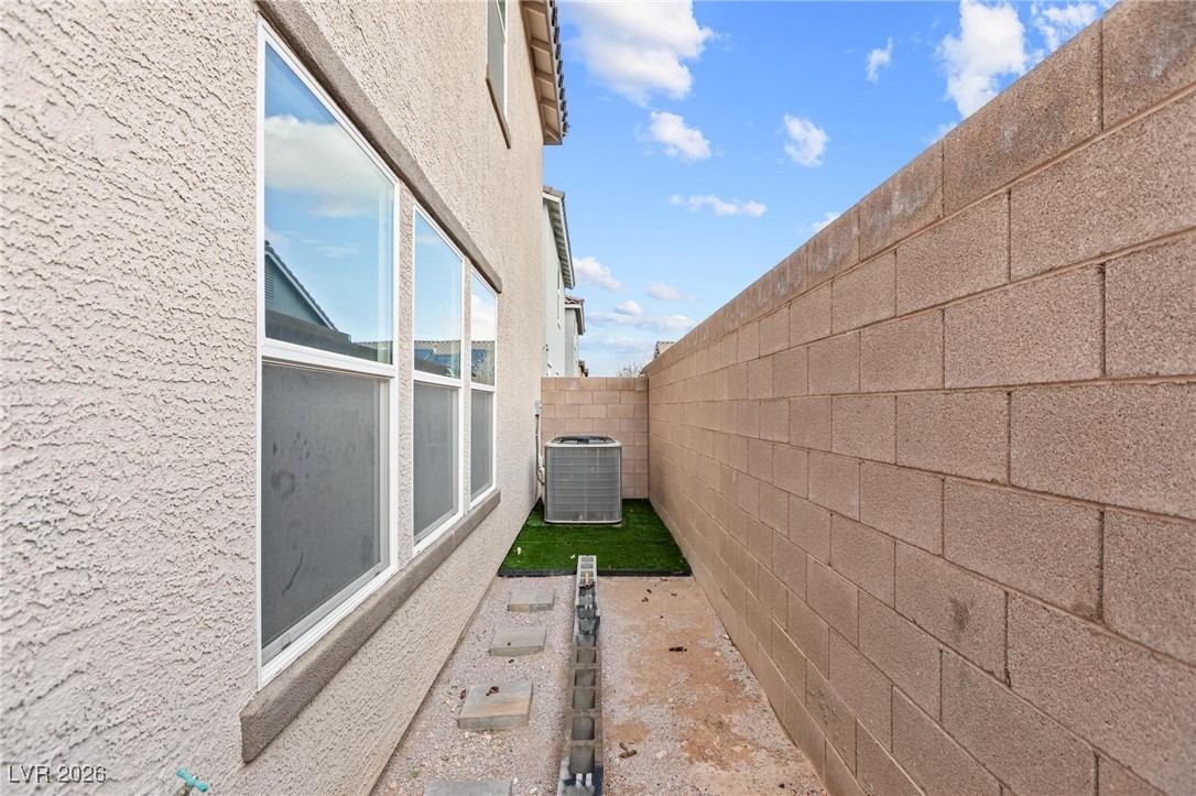 9247 Quartz Hills Avenue